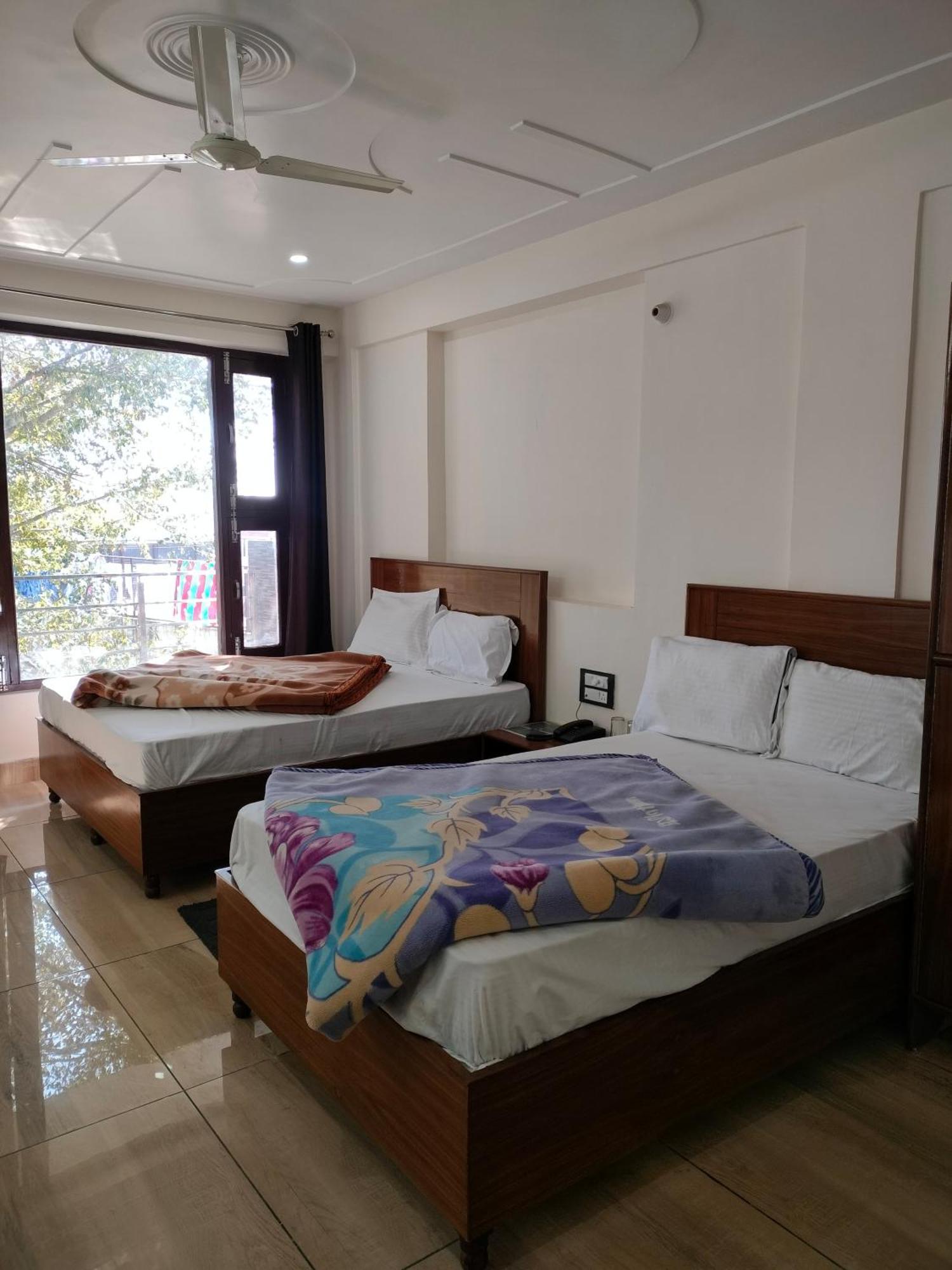 Hotel Lansblue Лансдаун Экстерьер фото